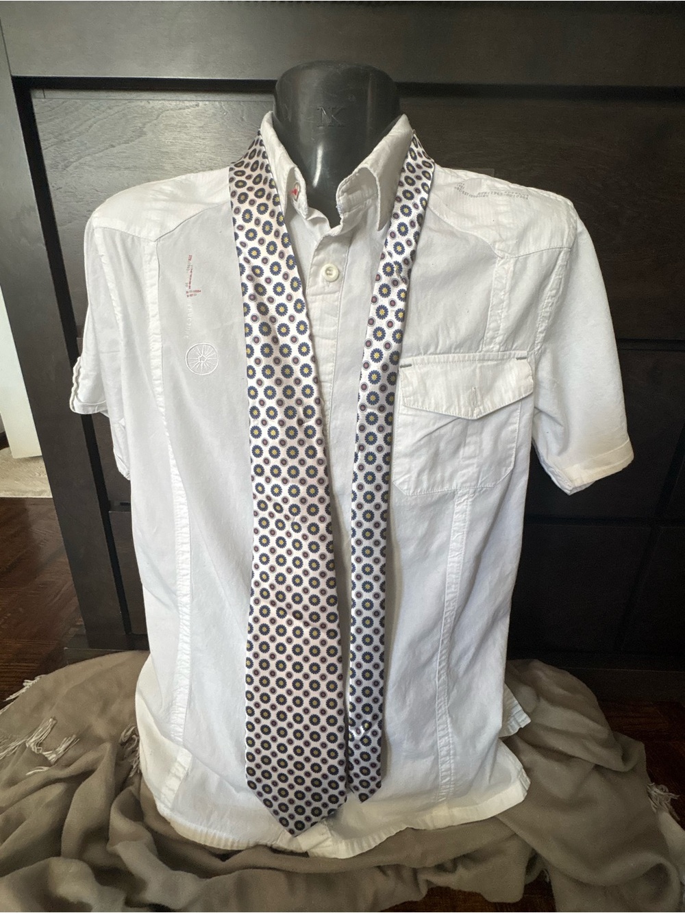 Captivation Brand Tie
